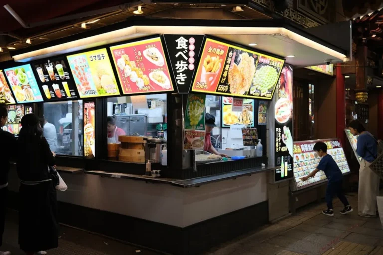 Japan Food Travel: What Visitors Should Try First