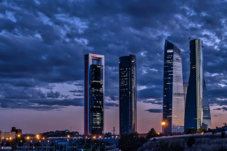 Spain Travel Guide Checklist