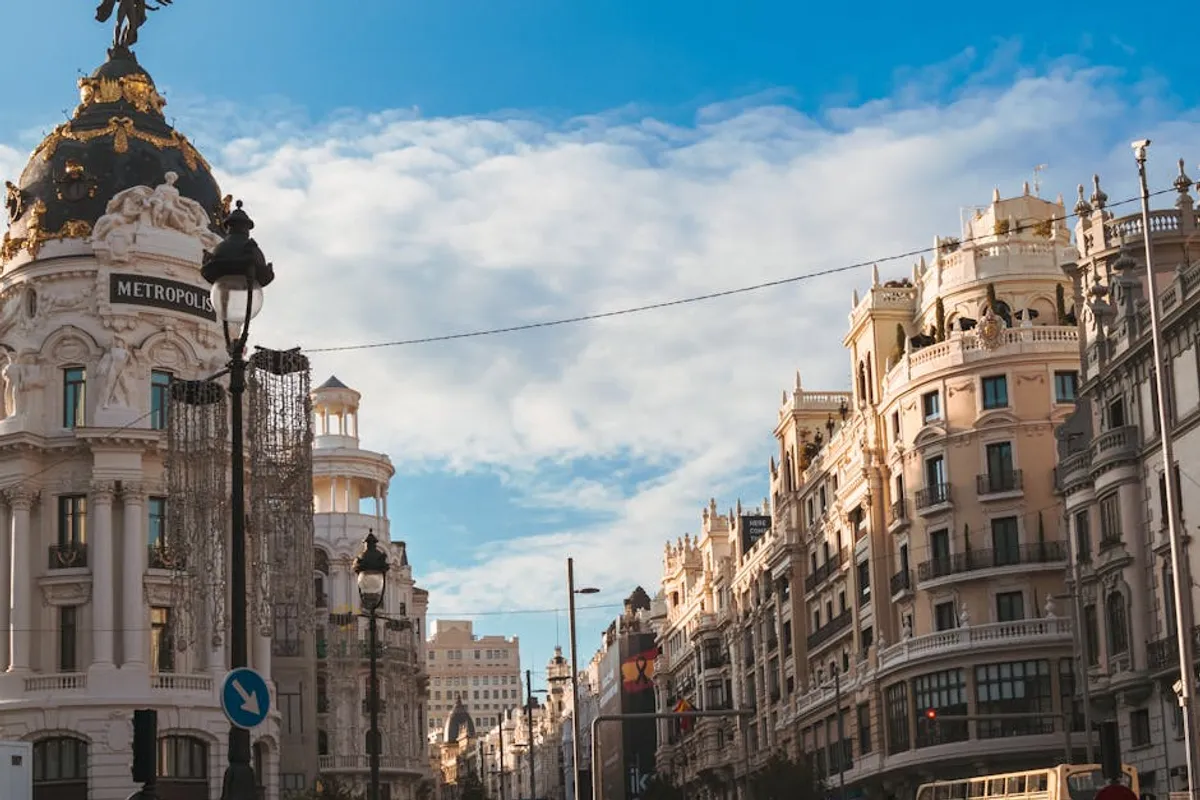 Spanish Travel Phrases and Tips for Tourists